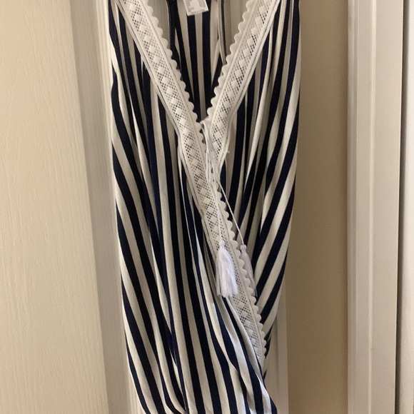 VENUS Navy & White Sailor Racer back Top XS - Picture 7 of 7